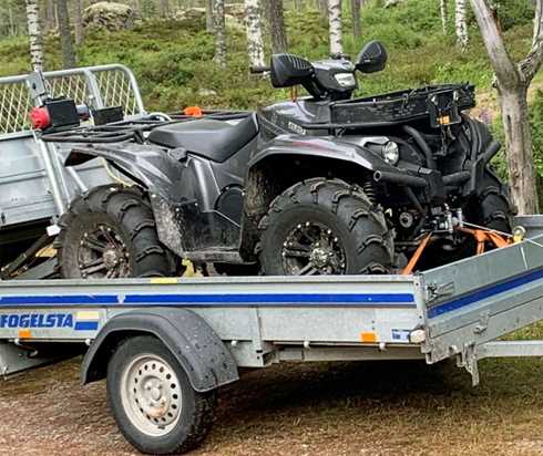 Grå fyrhjuling Yamaha YFM 700 Kodiak EPS stulen i Malung
